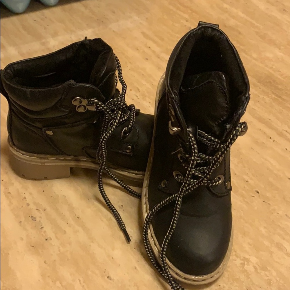 Boots - Picture 2 of 2